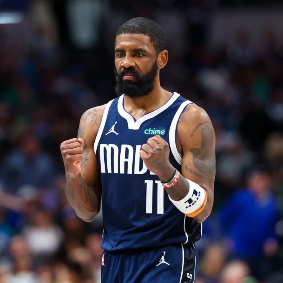 另一位则是 另一位则是