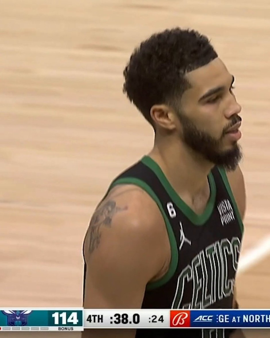 段便打破了 段便打破了