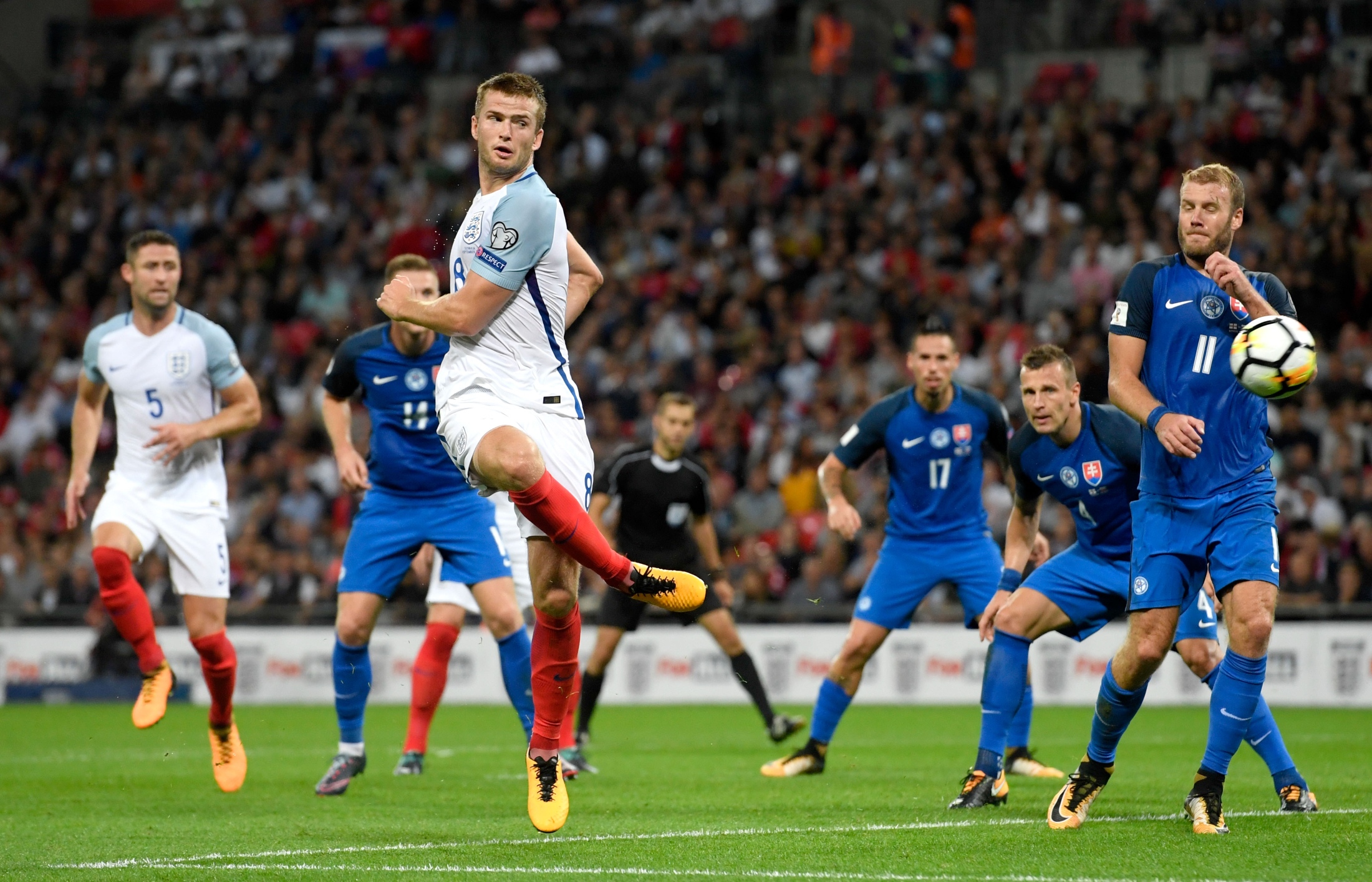 一位知情人 一位知情人