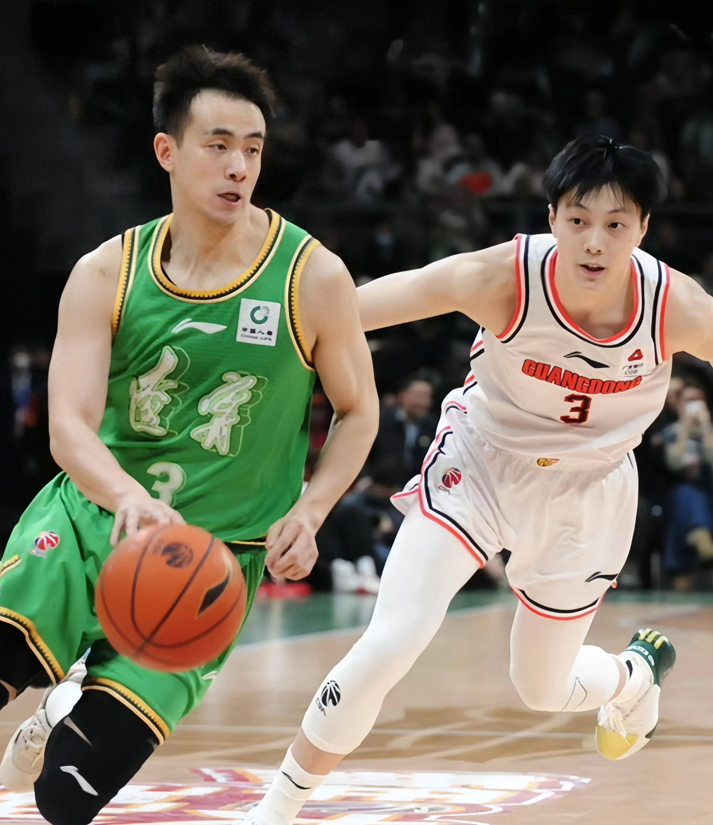 有人低声说 有人低声说